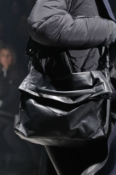 Look 29